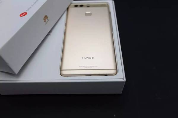 出个新手机,型号华为p9,市场卖2800元,全部配件都齐全,带保修,只开封