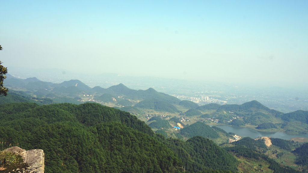 墊江登山群國慶節登長壽五華山