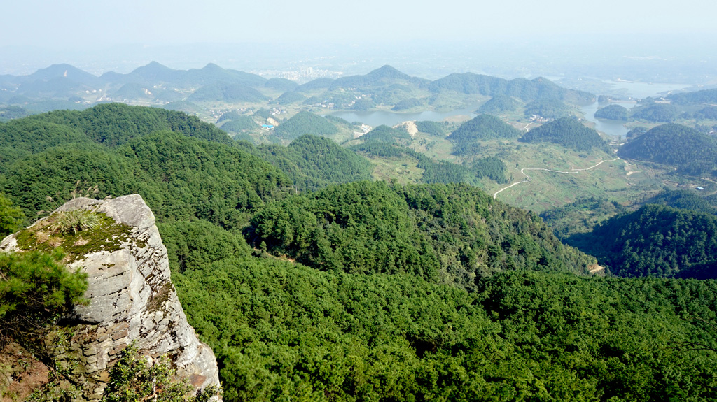 墊江登山群國慶節登長壽五華山