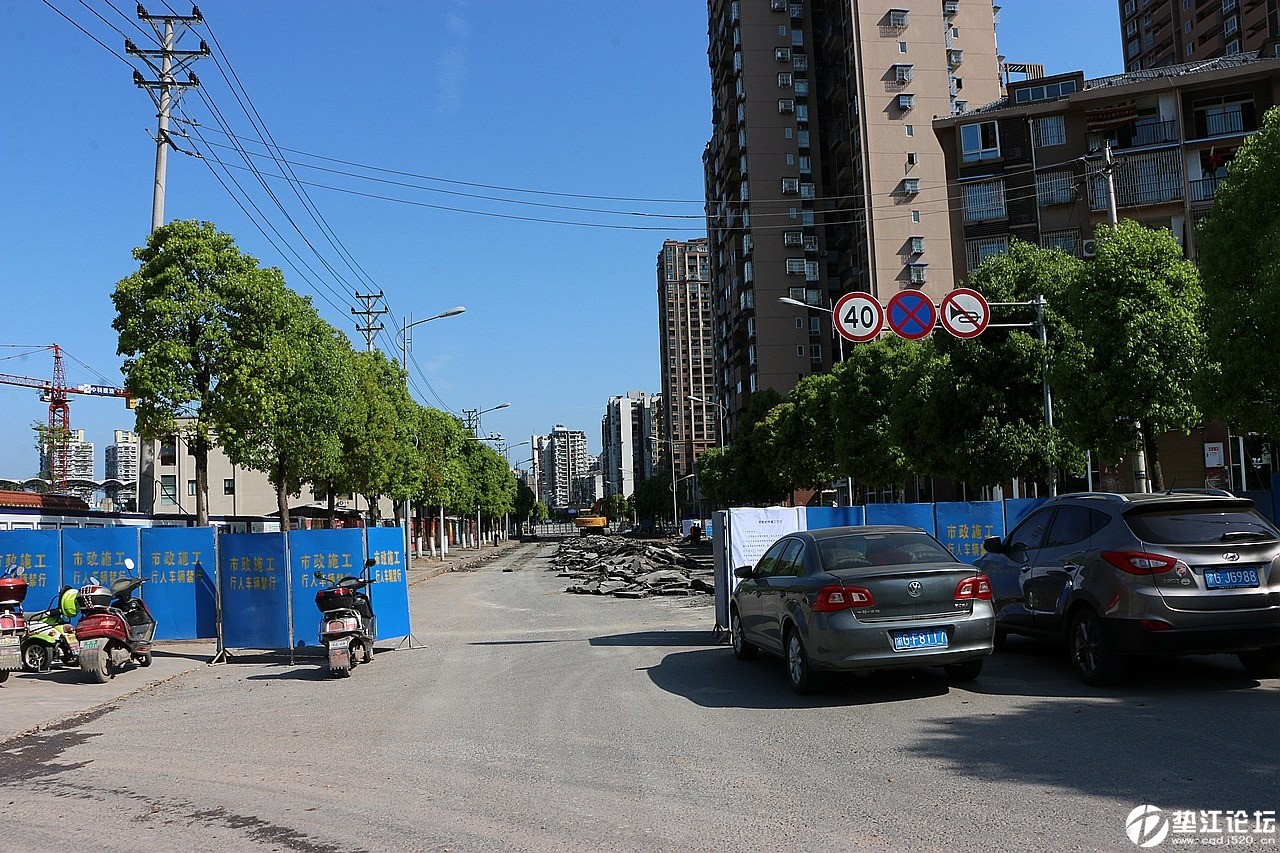 温泉路(天宝路)西段路面改造